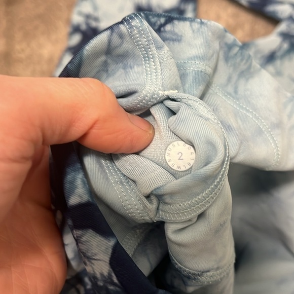 Lululemon Wunder Under Hi-Rise 7/8 Tight in  Shibori Blue Haze - size 2 - Picture 8 of 11